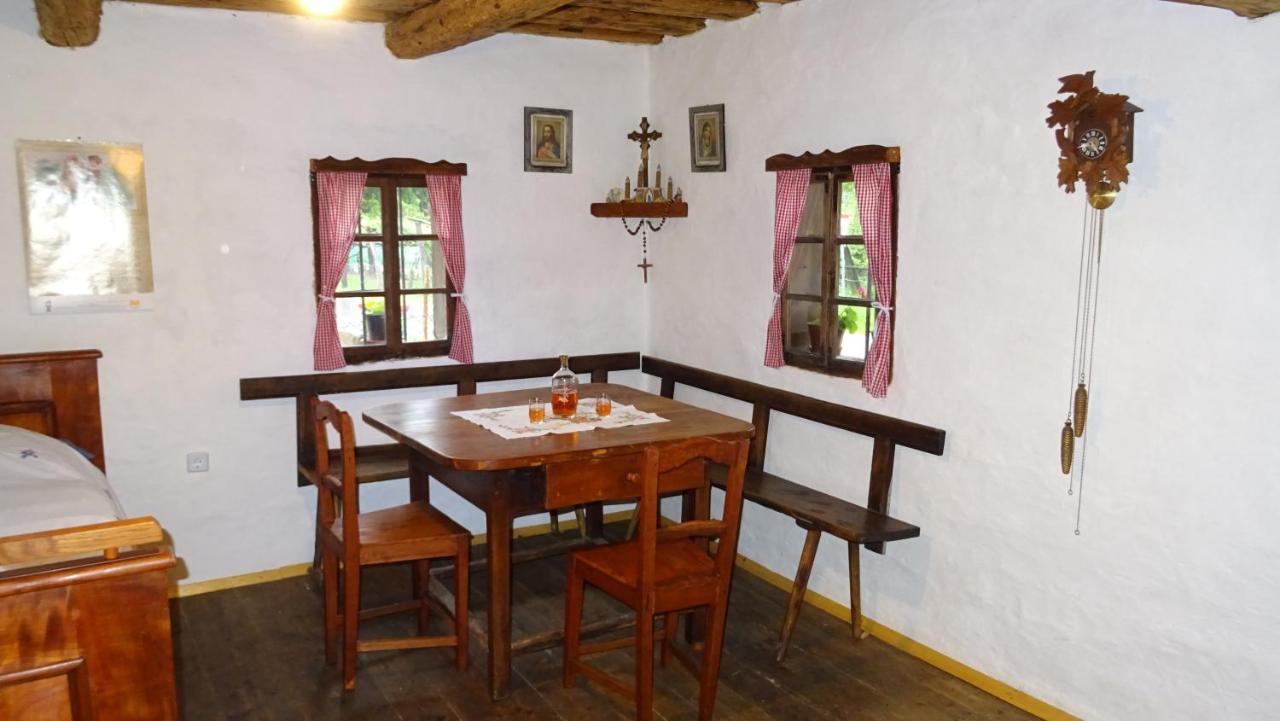 Homestay Kapl Ledinek エクステリア 写真