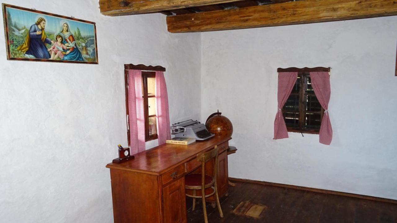 Homestay Kapl Ledinek エクステリア 写真